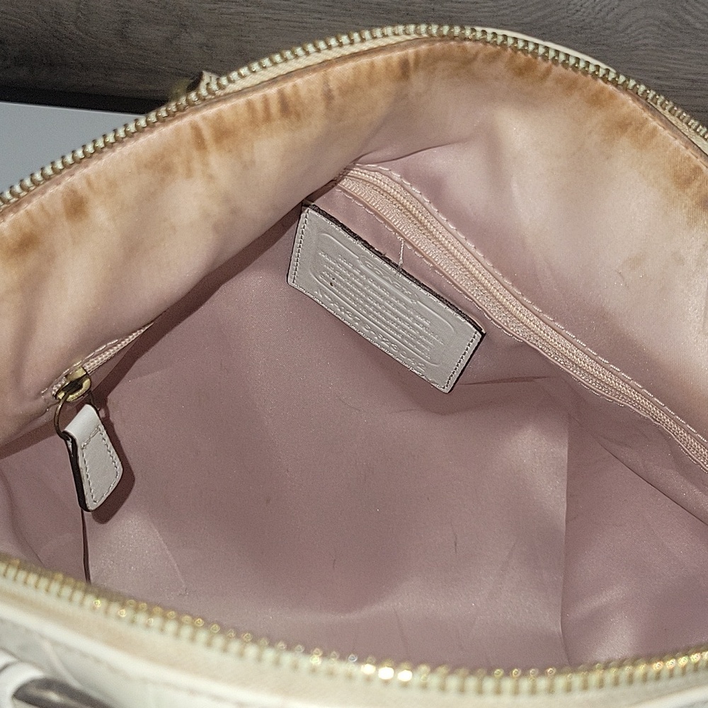 Coach Off-White Croc-Embossed Leather Top-Handle Satchel Crossbody Bag F23042 - Picture 15 of 16